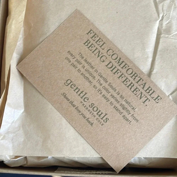 Gentle Souls by Kenneth Cole Women's Eugene 2 Perf Loafer Flat size 9 size 11 - Picture 5 of 5